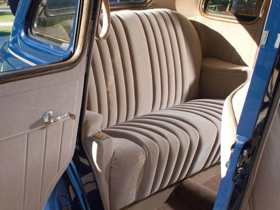 Plymouth DeLuxe Touring Sedan 1936 года  (фото 8 из 10)